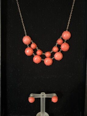 Gold-Tone Coral Bead Bib Necklace with Matching Earrings